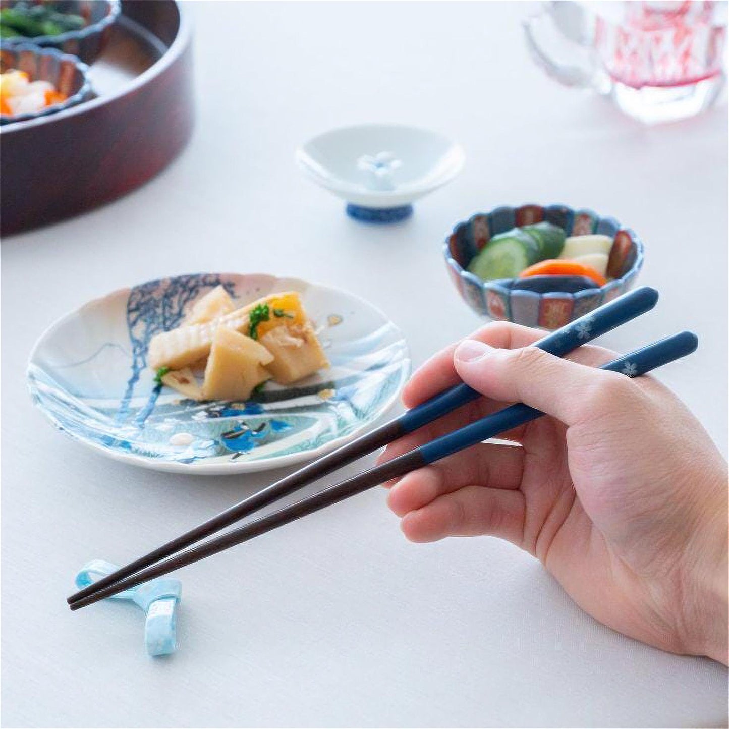 ISHIDA Arigato Chopsticks and Rests Set - ZenwareCrafts