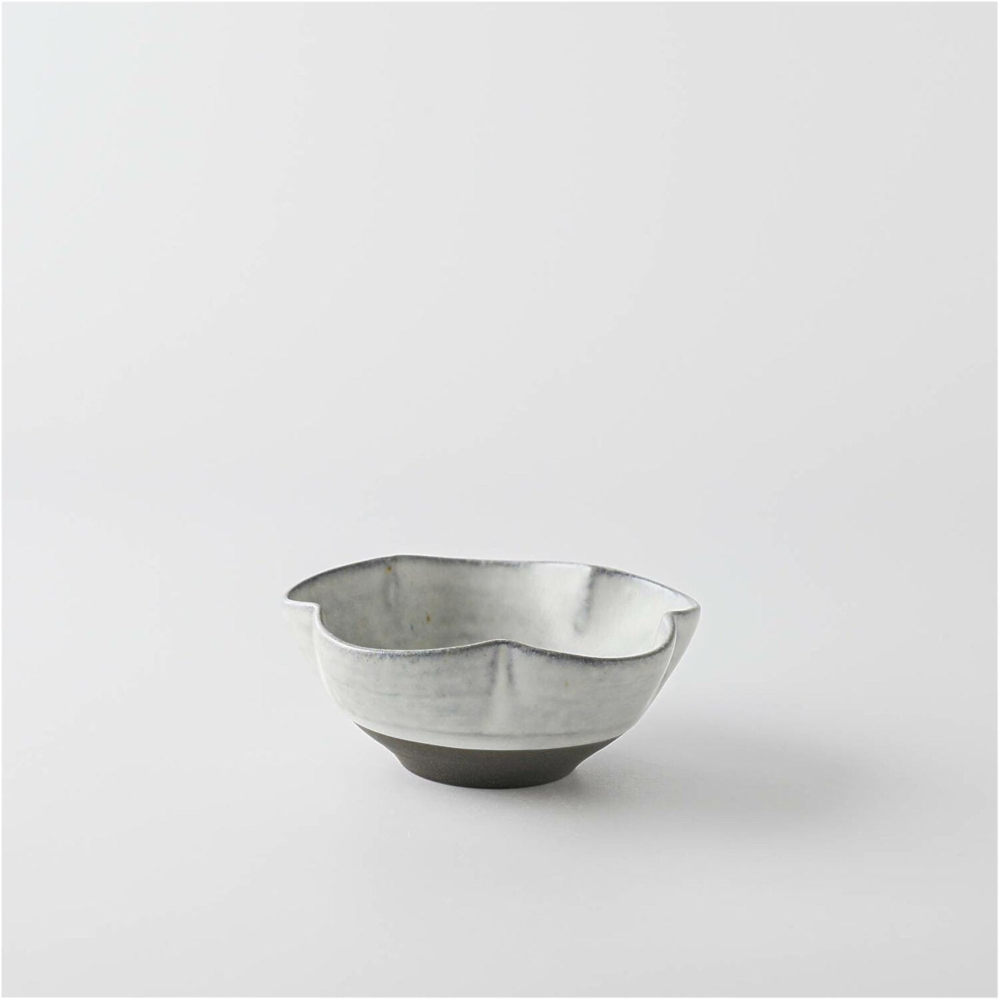 Namihana Handmade Bowl - Small 3.5 in