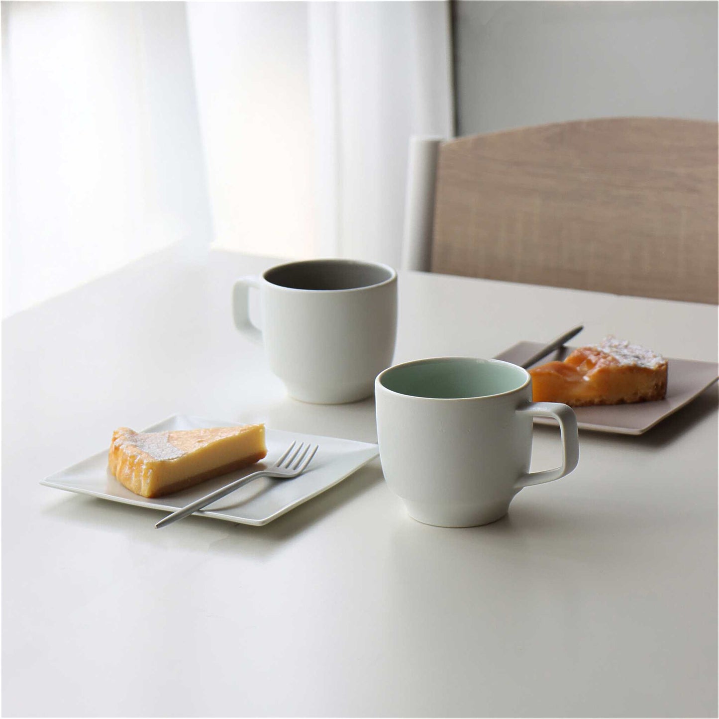 Matte Hasami Ware Handmade Square Plate - ZenwareCrafts