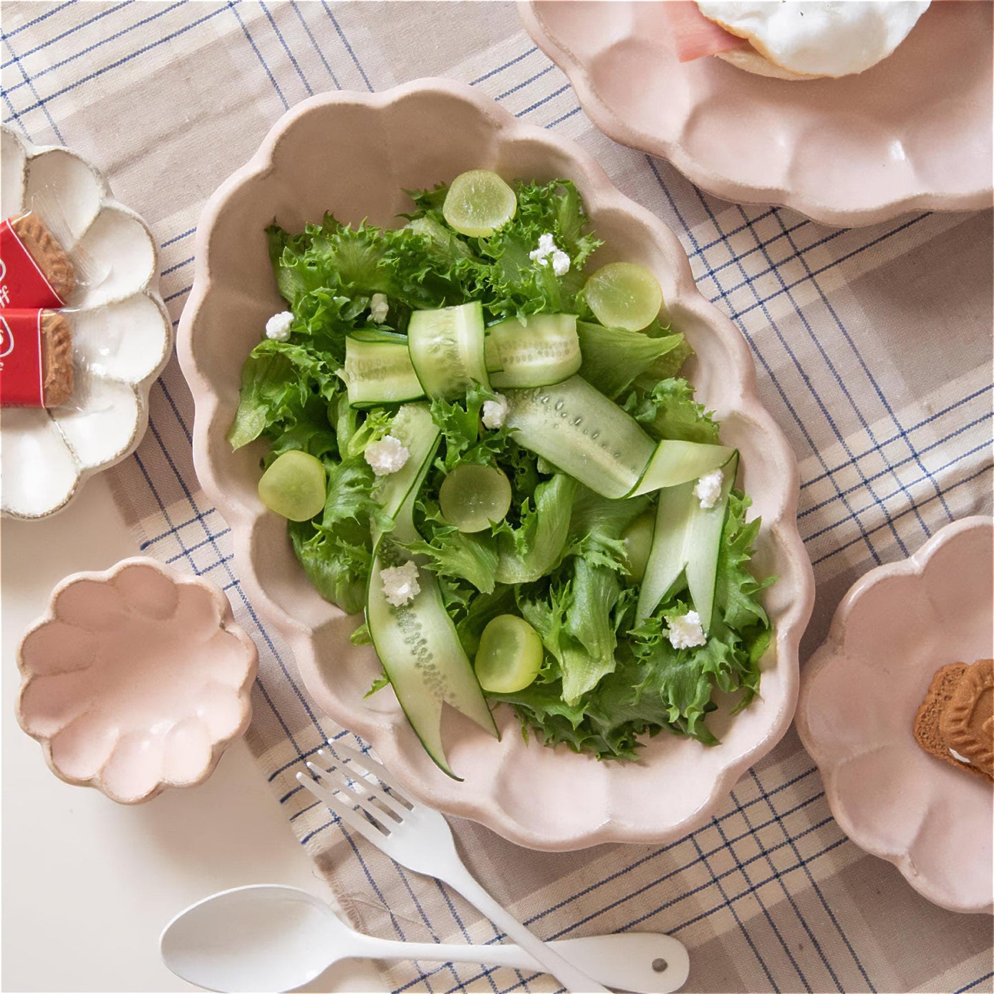 Kaneko Kohyo Rinka Handmade Oval Plate - Pink