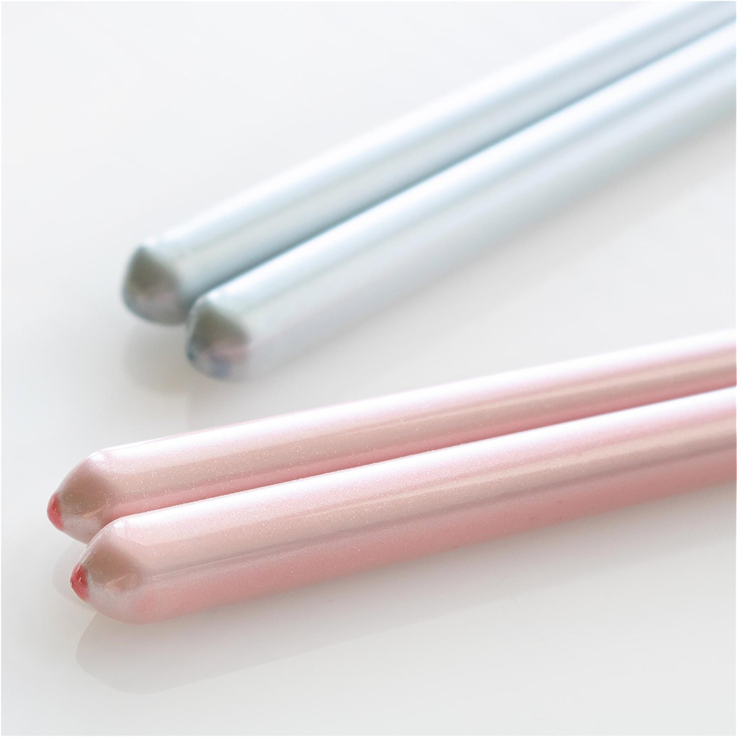 ISHIDA Eternal Knot Chopsticks and Rests Set