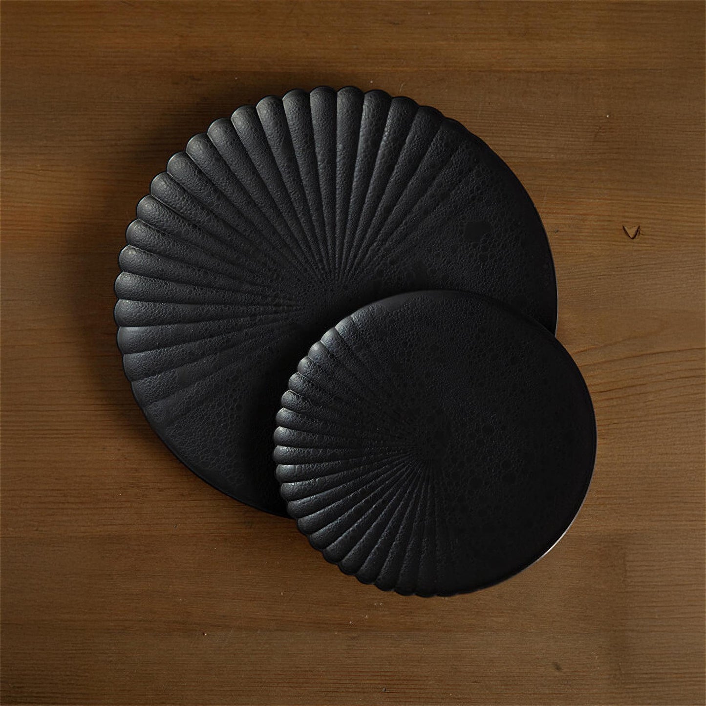 Ocean Bubble Handmade Plate Set - Black