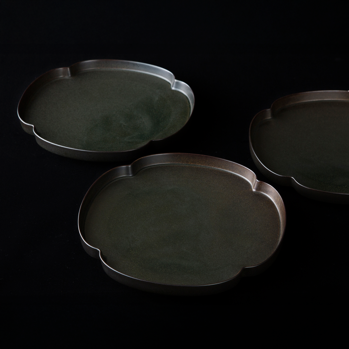 Tsudoi Tableware Set by Rina Ono