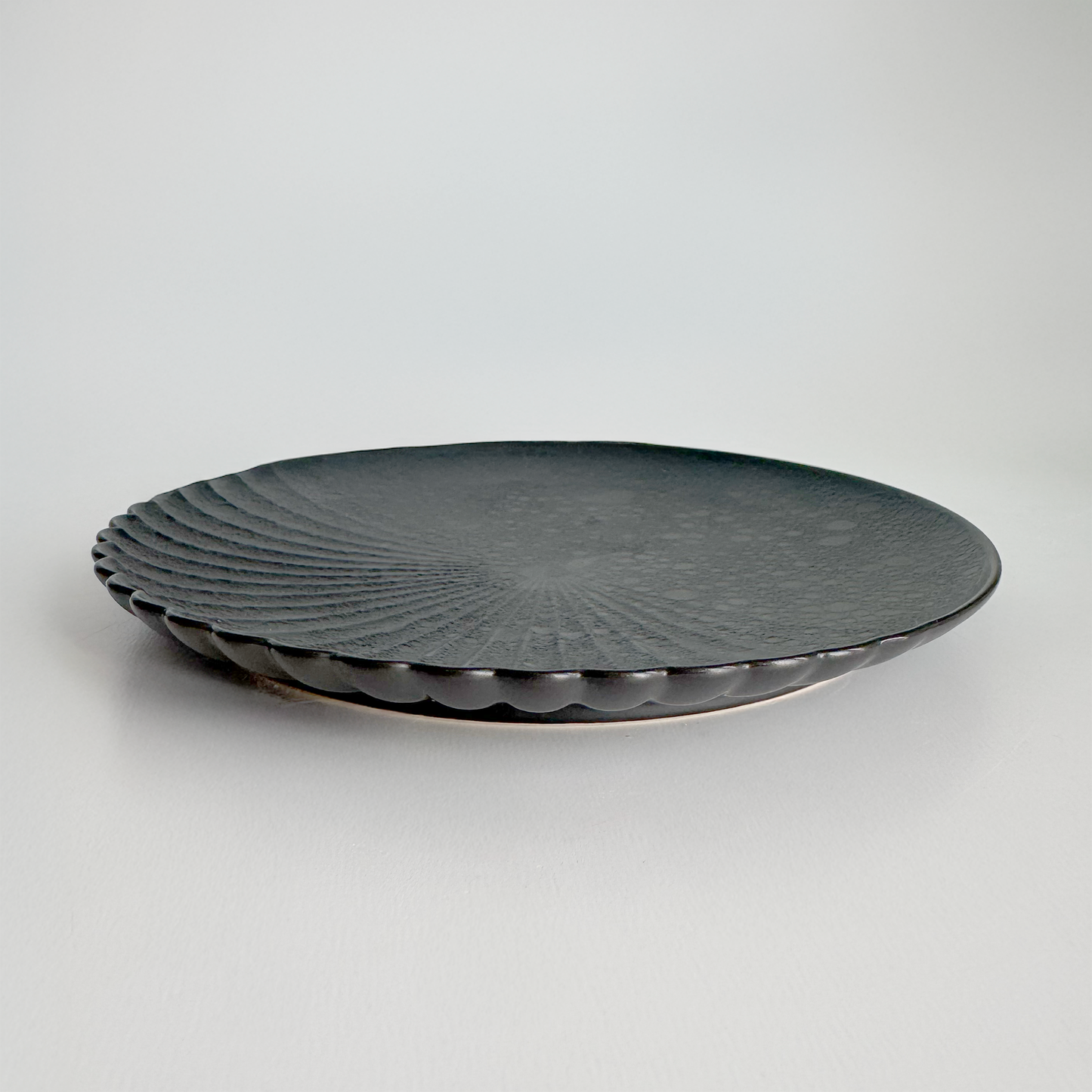 Ocean Bubble Handmade Plate Set - Black