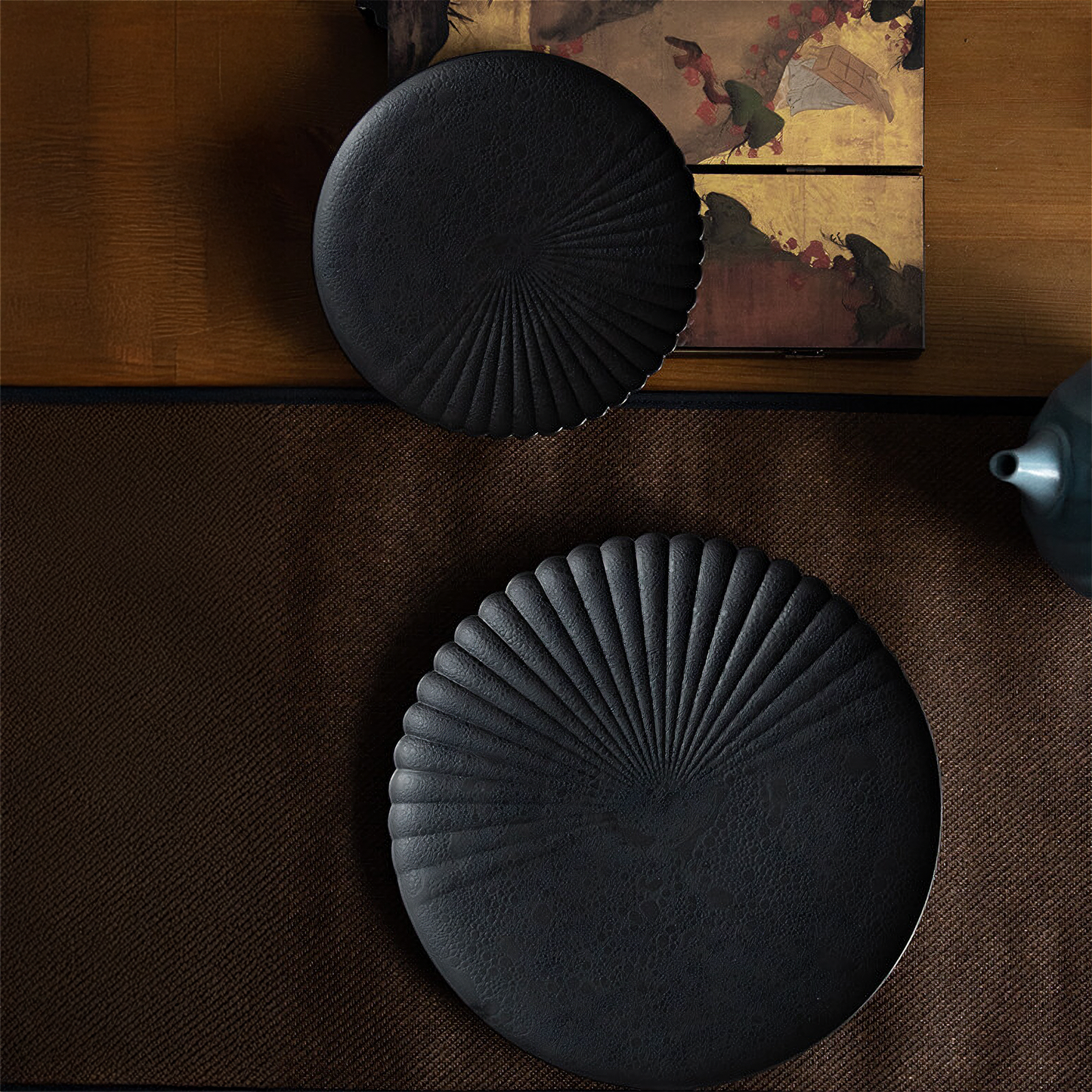Ocean Bubble Handmade Plate Set - Black