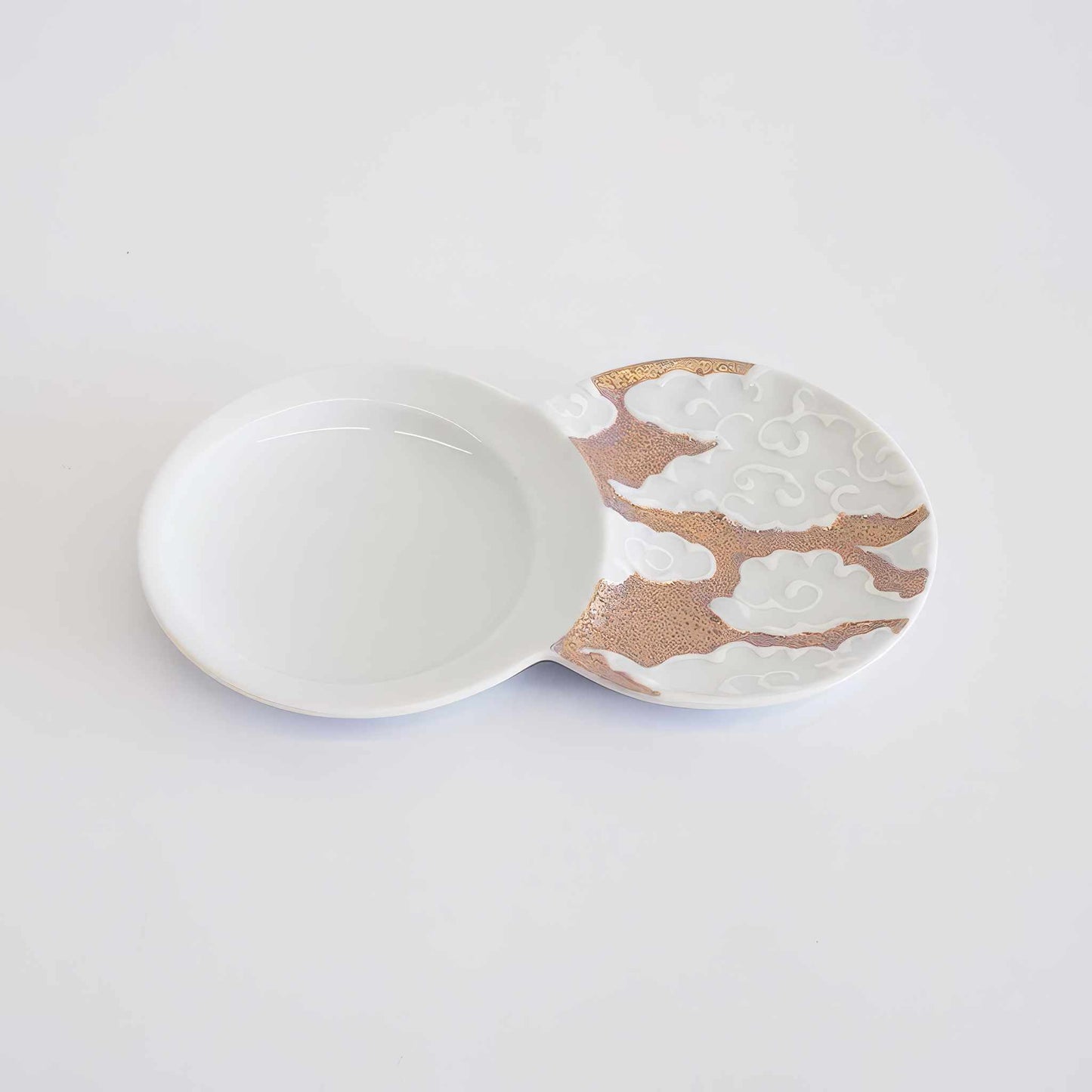 Hasami Ware Cloud Sauce Dish - Silver/Gold