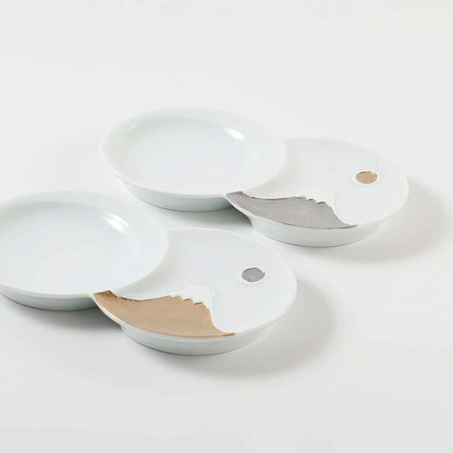 Hasami Ware Mt. Fuji Sauce Dish - Silver/Gold
