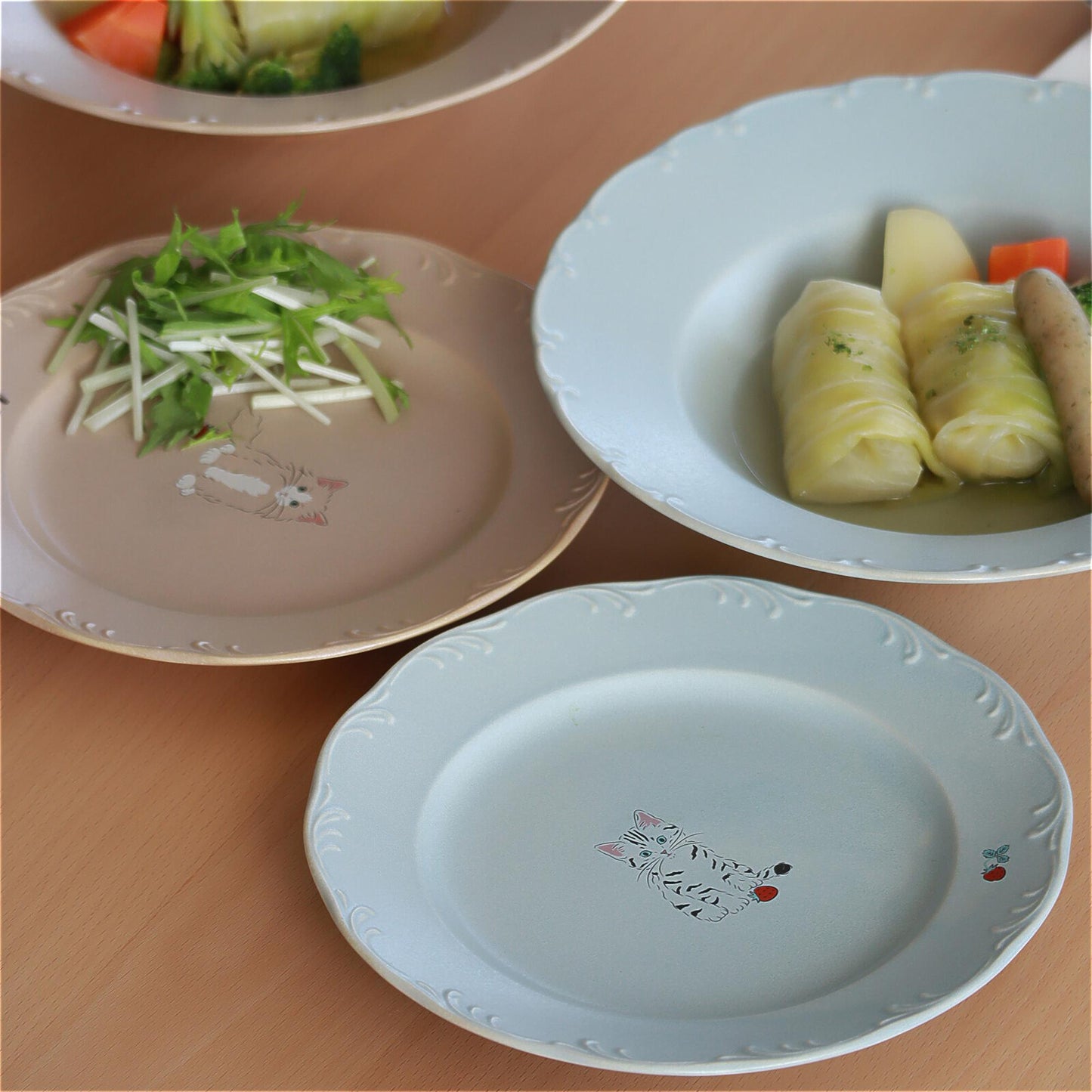 Trio Cat Eco-Friendly Recycled Clay Porcelain Pasta Plate