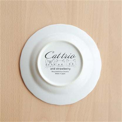 Trio Cat Eco-Friendly Recycled Clay Porcelain Plate - Small 6 in