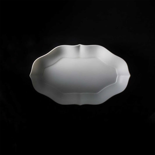 Tsudoi White Oval Shape Platter by Rina Ono - ZenwareCrafts