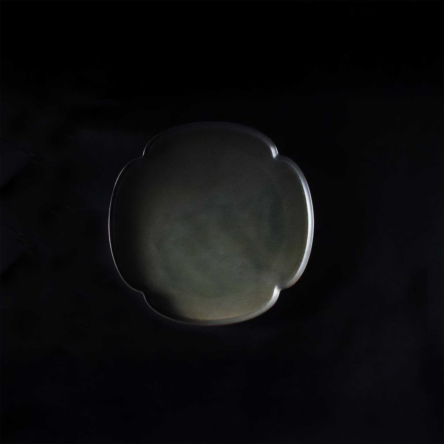 Tsudoi Iron Black Plate by Rina Ono - ZenwareCrafts