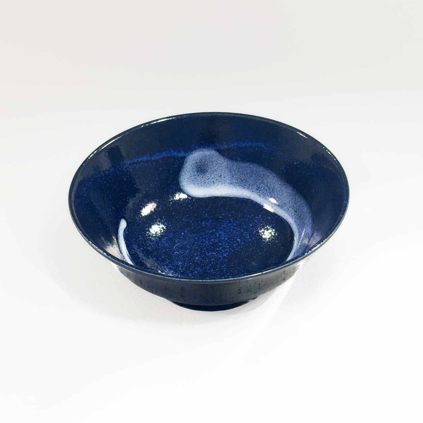 The Sixteen Nights Mino Ware Porcelain 8.3 in Ramen Bowl