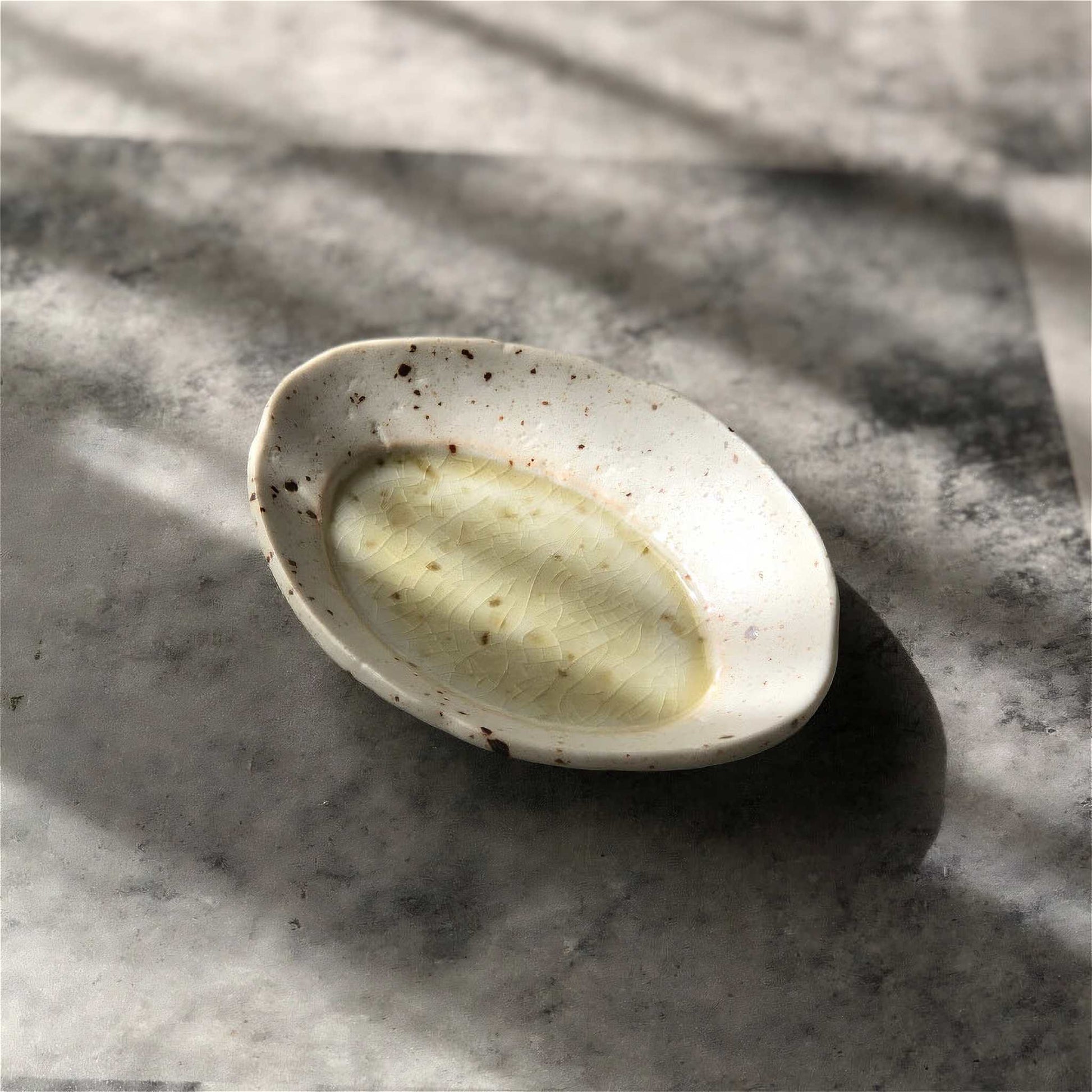 Lake Mino Ware Porcelain Plate - Small 4.4 in Oval - ZenwareCrafts