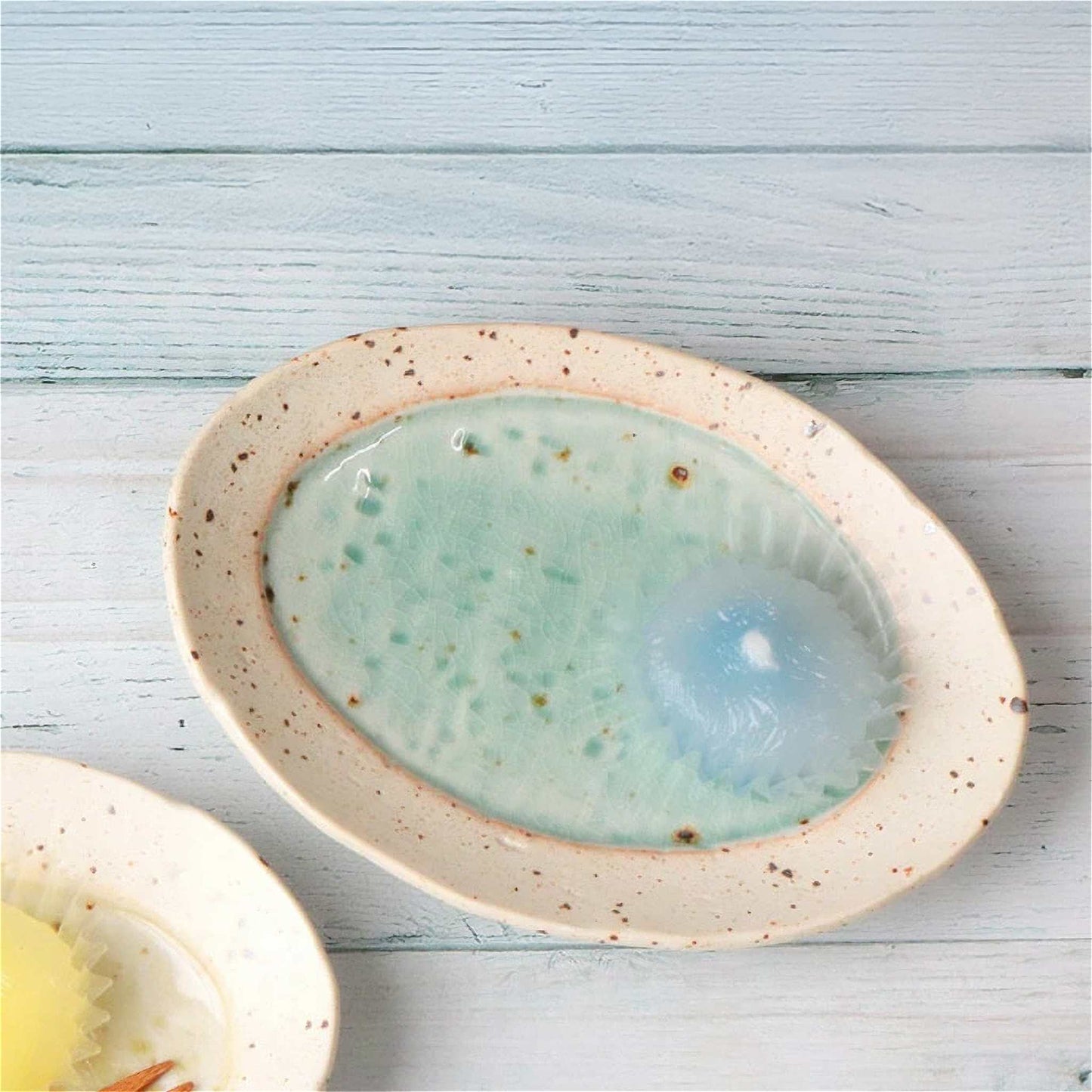 Lake Mino Ware Porcelain Plate - Medium 6.7 in Oval - ZenwareCrafts