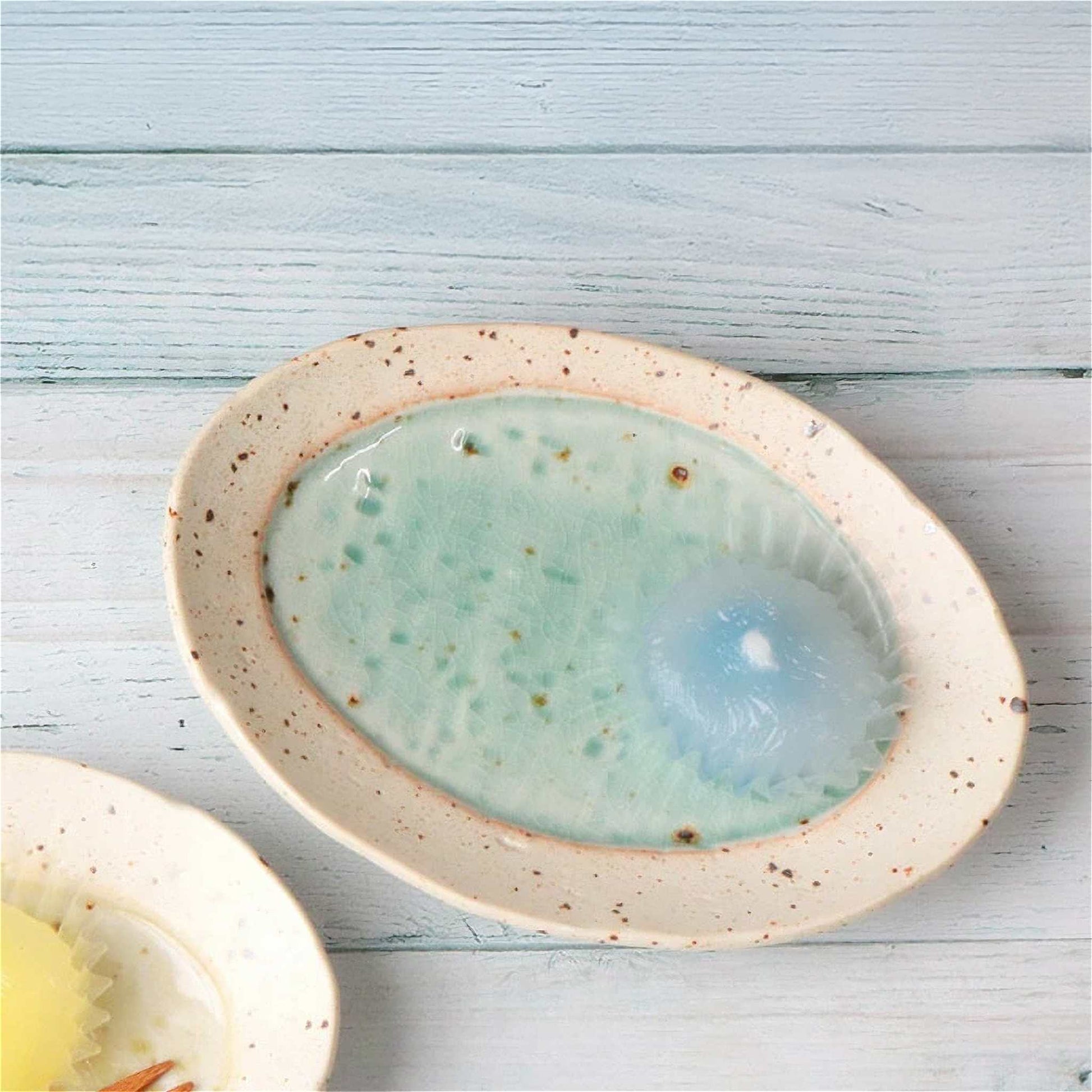 Lake Mino Ware Porcelain Plate - Medium 6.7 in Oval - ZenwareCrafts