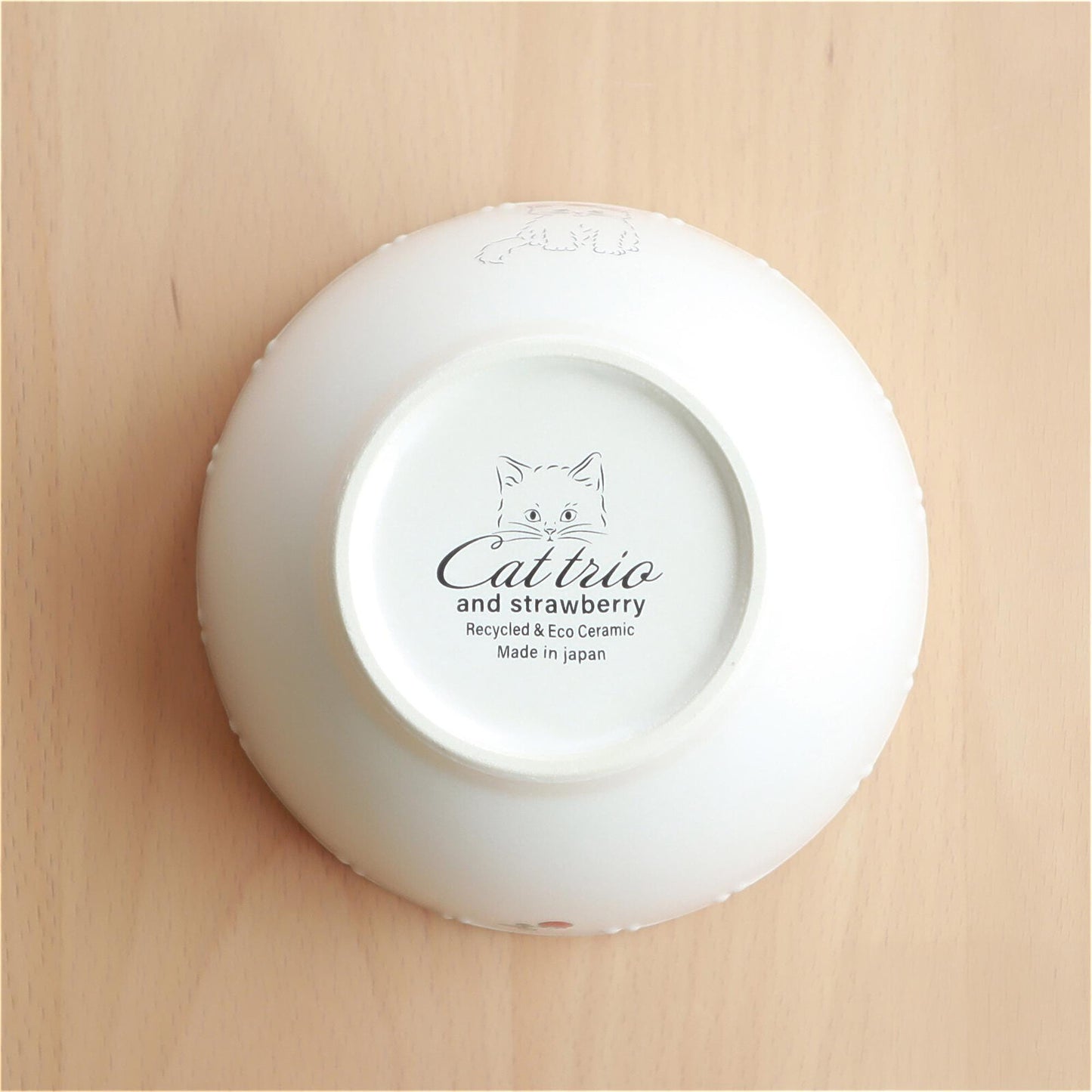 Trio Cat Eco-Friendly Recycled Clay Porcelain Bowl