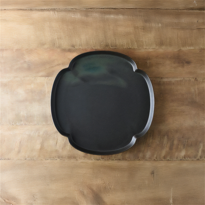 Tsudoi Iron Black Plate by Rina Ono