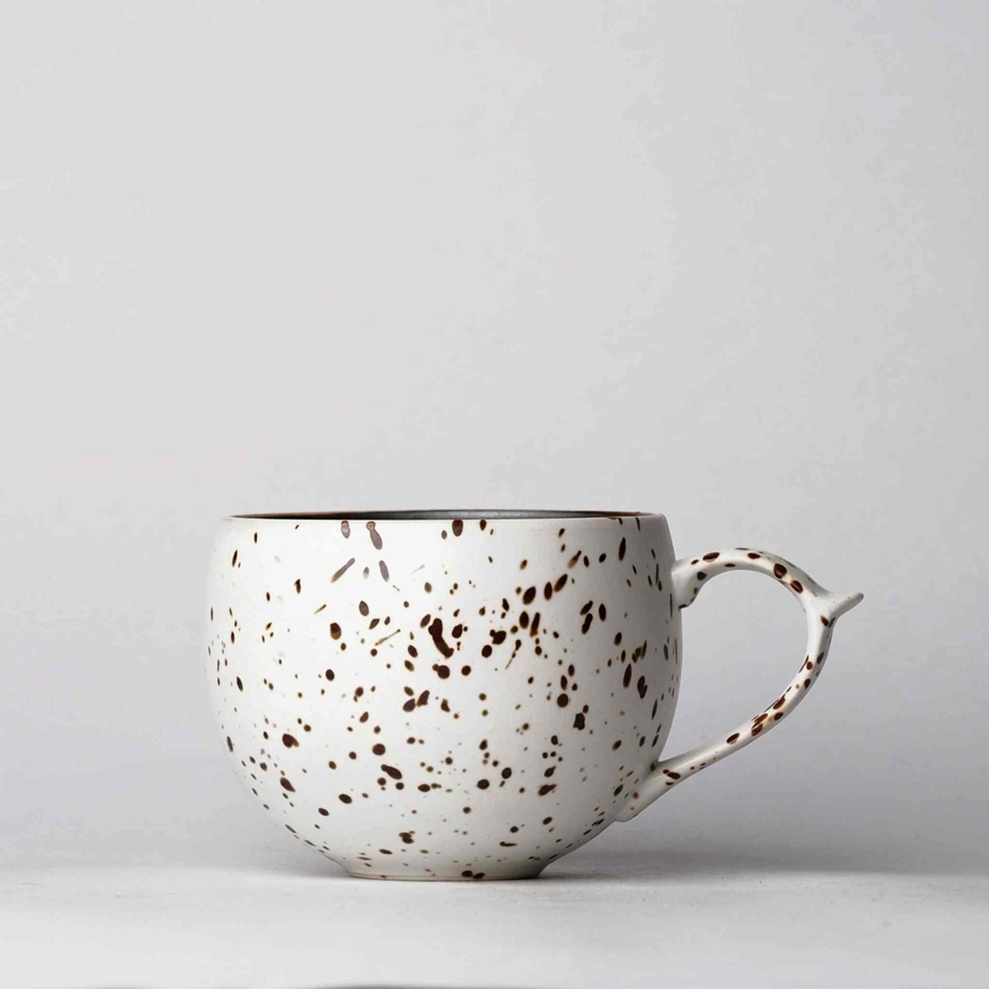 B&W Sabi Handmade Mug with Saucer - Black/White