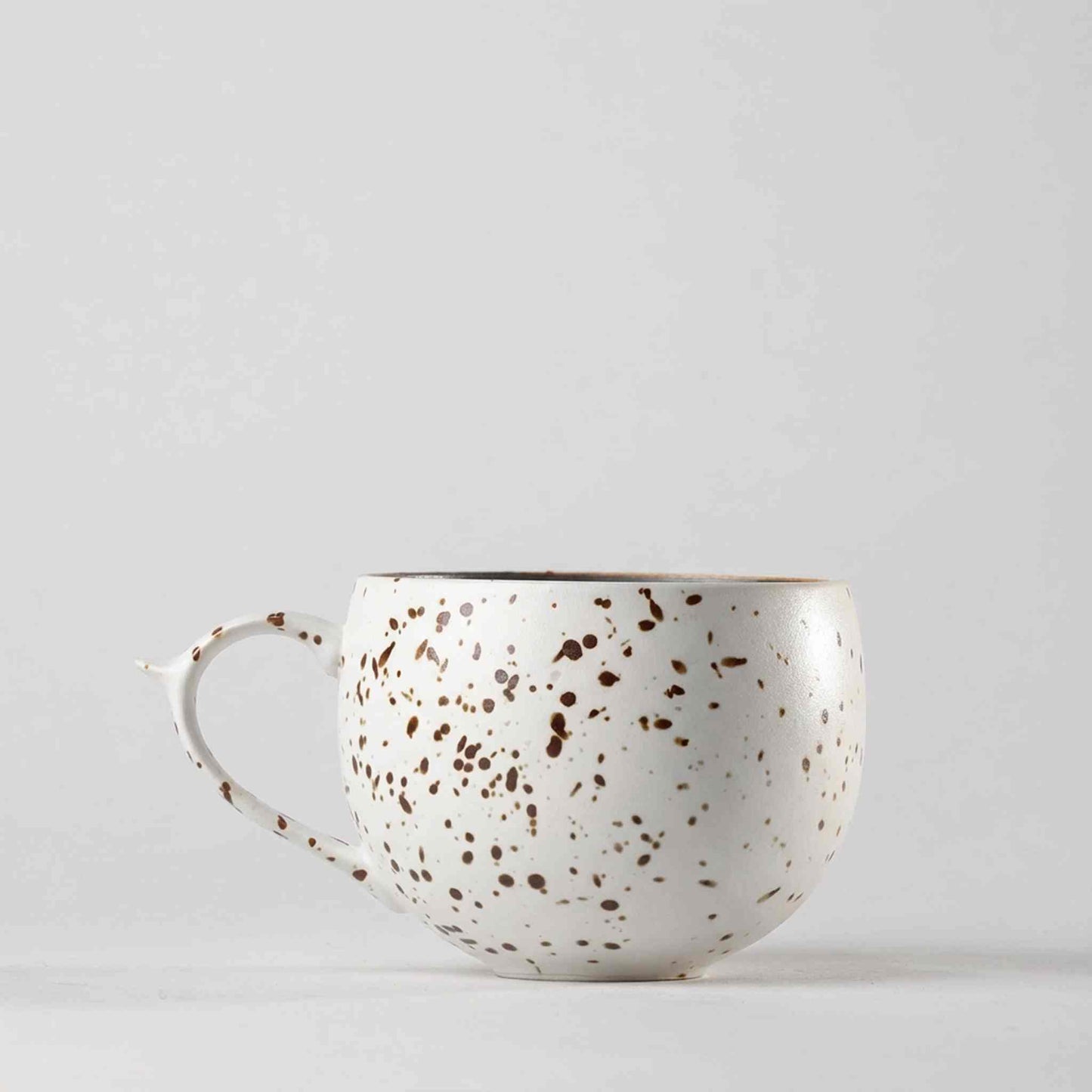 B&W Sabi Handmade Mug with Saucer - Black/White