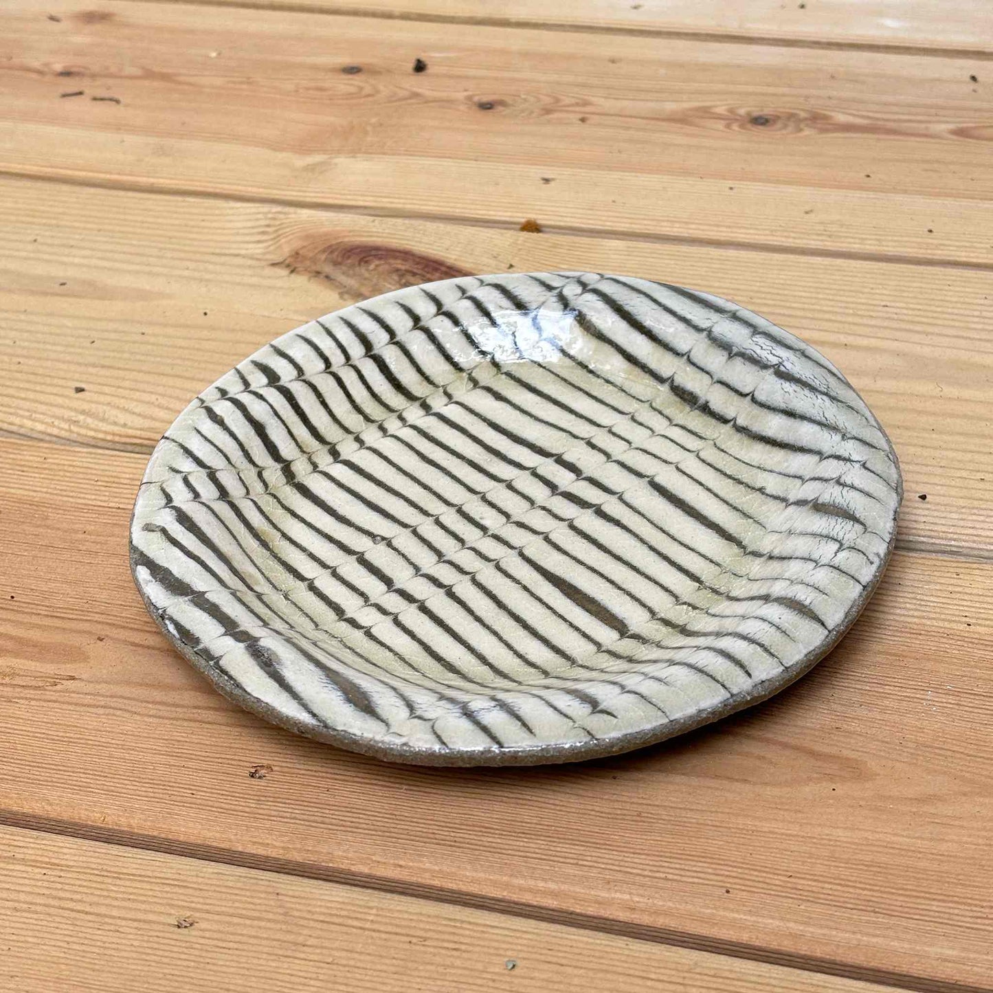 Slipware Handmade Small Plate by Momoko Shiohata - [Limited Qty]