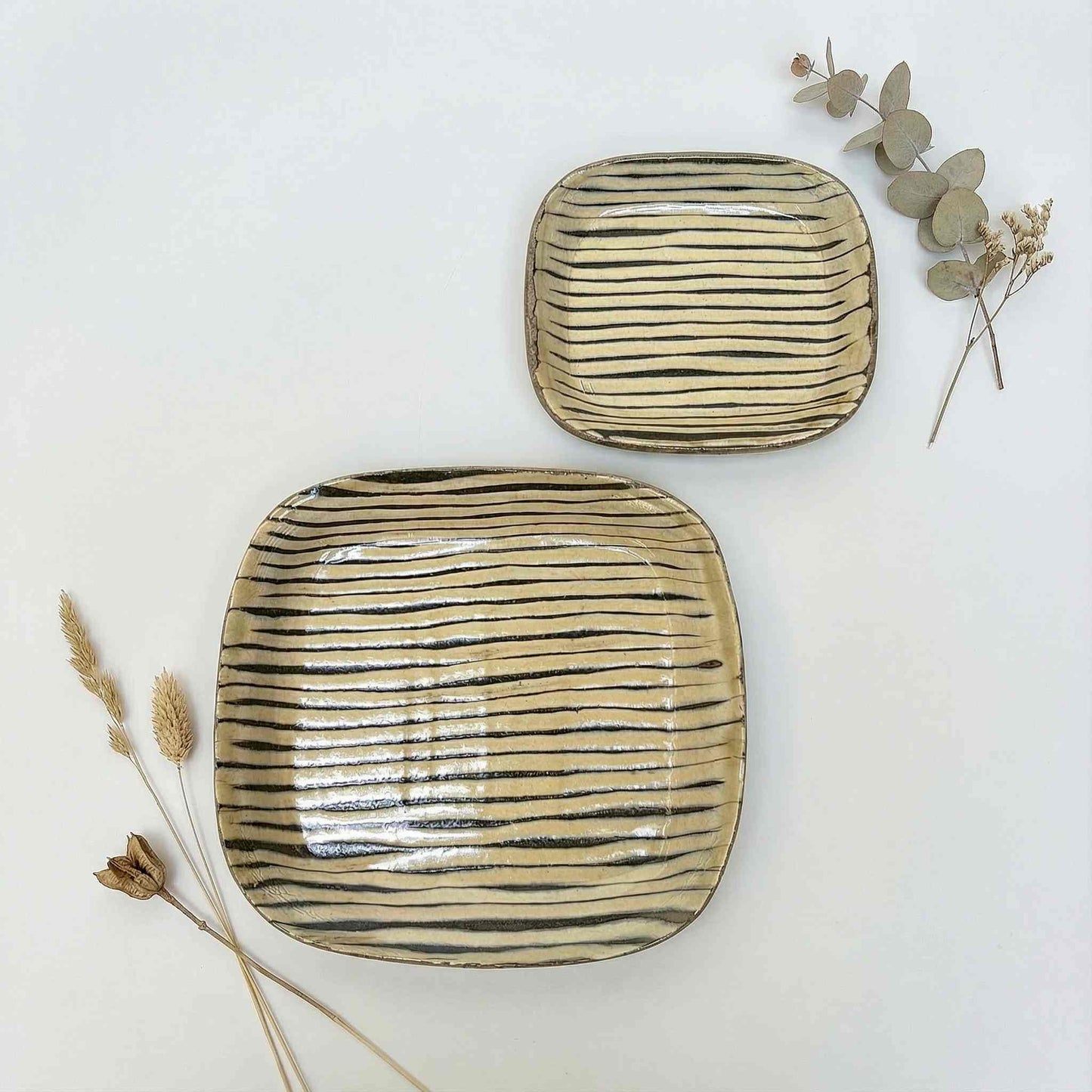 Slipware Handmade Square Plate by Momoko Shiohata - S/L [Limited Qty]