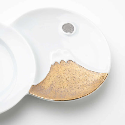 Hasami Ware Mt. Fuji Sauce Dish - Silver/Gold