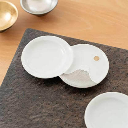 Hasami Ware Mt. Fuji Sauce Dish - Silver/Gold