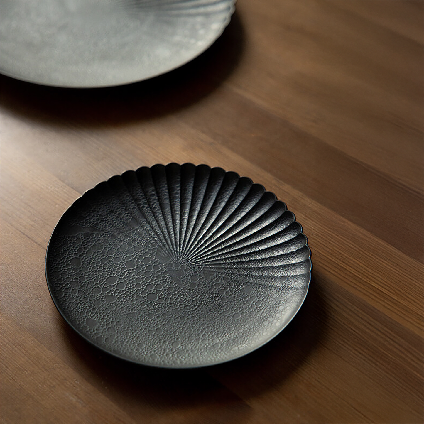 Ocean Bubble Handmade Plate - Small 6.3 in Black
